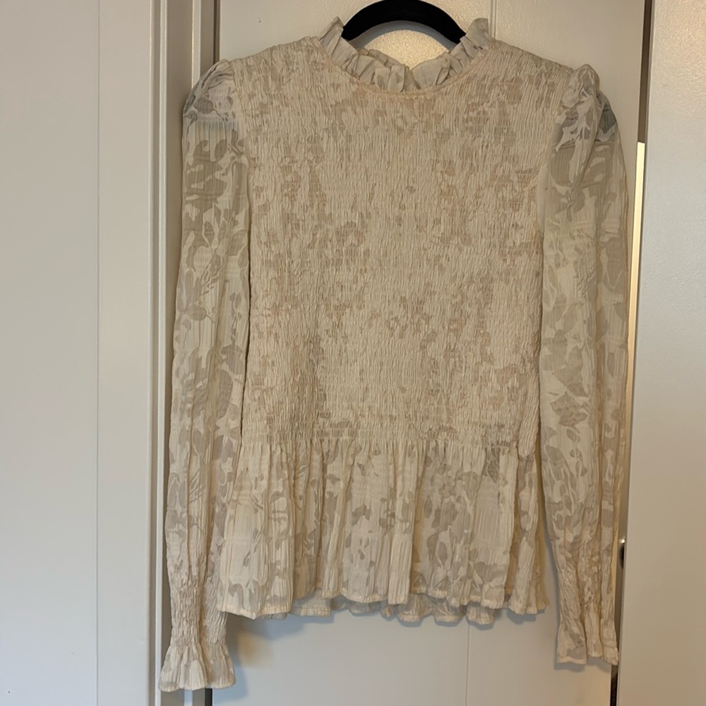Flattering Bell Sleeve Classy Top